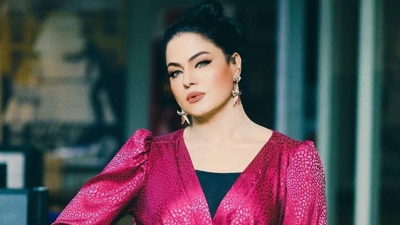 Veena Malik Makes Musical Comeback with New Song “Sohne Sohne Mukhray” Featuring Saim Uzair